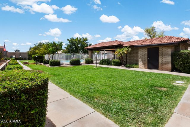 2103 W YUKON Drive, Phoenix, AZ 85027