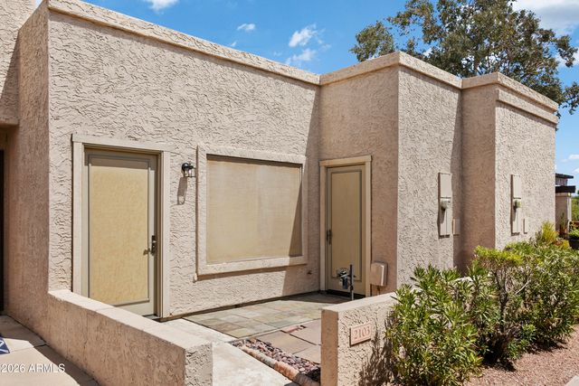 2103 W YUKON Drive, Phoenix, AZ 85027