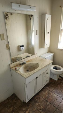 301 W 43rd Avenue, Gary, IN 46408