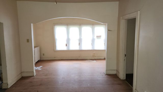 301 W 43rd Avenue, Gary, IN 46408