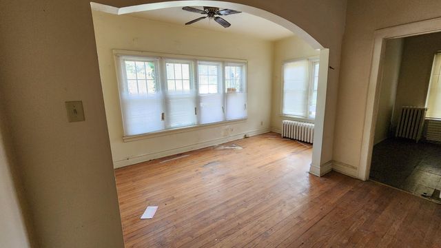 301 W 43rd Avenue, Gary, IN 46408