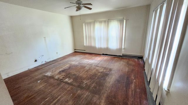 301 W 43rd Avenue, Gary, IN 46408