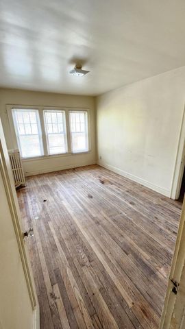 301 W 43rd Avenue, Gary, IN 46408