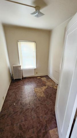 301 W 43rd Avenue, Gary, IN 46408