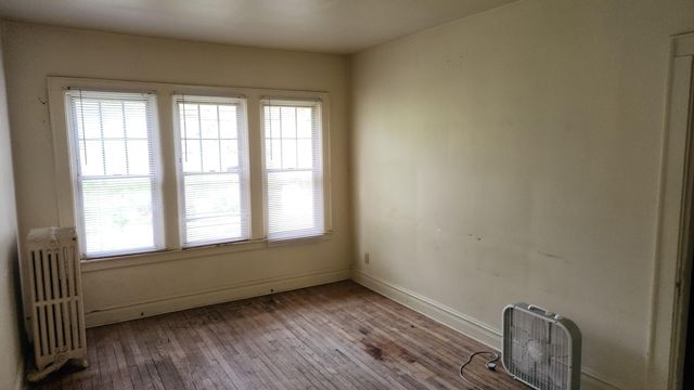 301 W 43rd Avenue, Gary, IN 46408