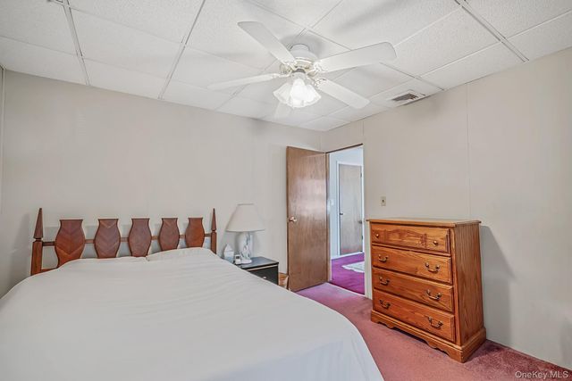 426 N 4th Street, Lindenhurst, NY 11757