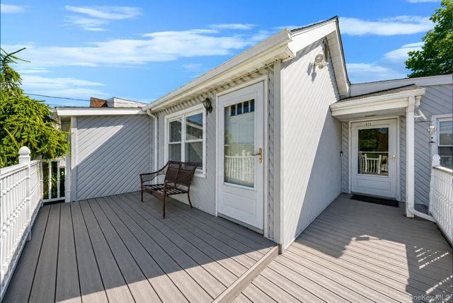 426 N 4th Street, Lindenhurst, NY 11757