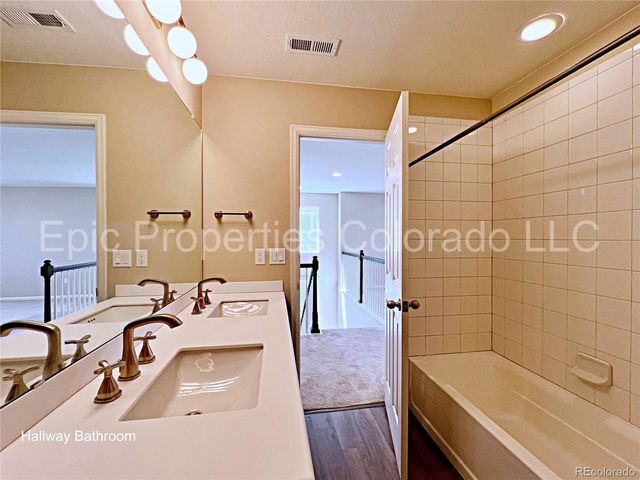 24231 E 40th Avenue, Aurora, CO 80019
