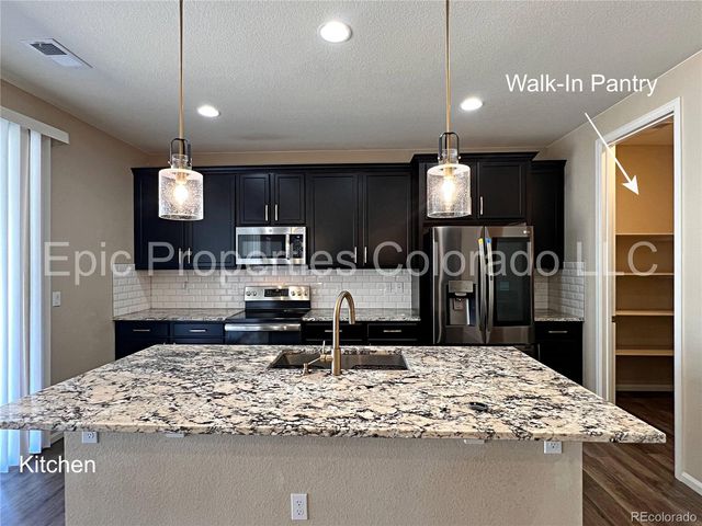 24231 E 40th Avenue, Aurora, CO 80019