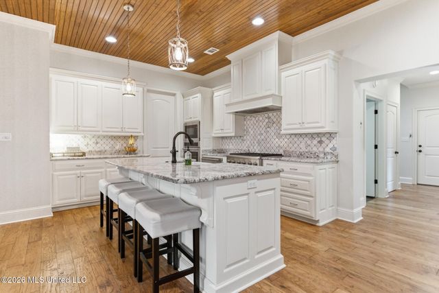 408 Fly-away Court, Biloxi, MS 39531