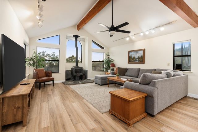 53050 Ridge Top Drive, North Fork, CA 93643