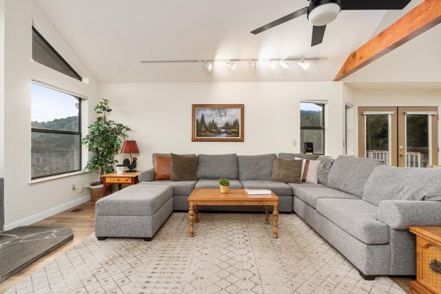 53050 Ridge Top Drive, North Fork, CA 93643