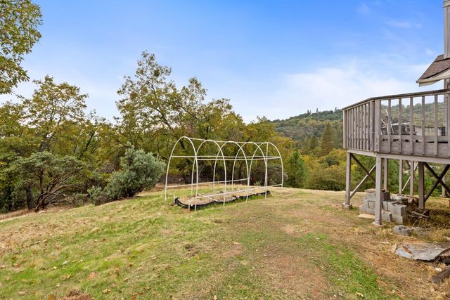 53050 Ridge Top Drive, North Fork, CA 93643