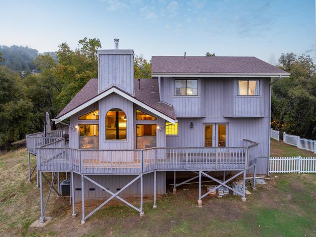 53050 Ridge Top Drive, North Fork, CA 93643