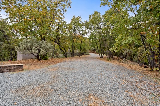 53050 Ridge Top Drive, North Fork, CA 93643