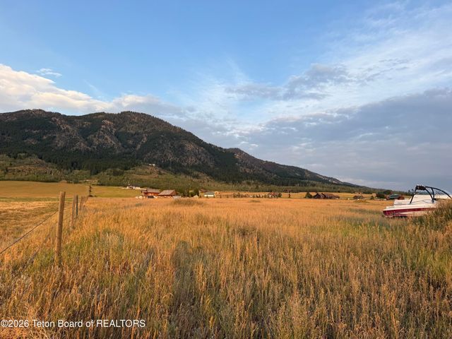 TRACT B E ETNA SOUTH Road, Etna, WY 83118 property photo