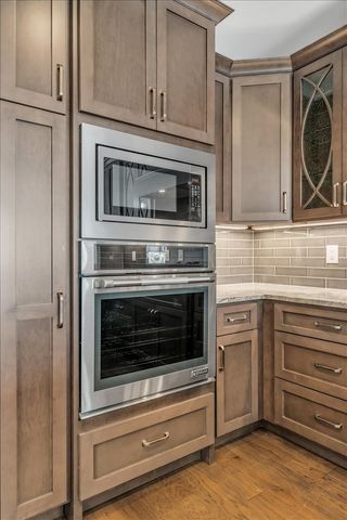1024 Club View Dr Unit E301, Gallatin, TN 37066