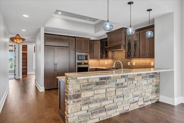 1024 Club View Dr Unit E301, Gallatin, TN 37066