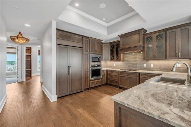 1024 Club View Dr Unit E301, Gallatin, TN 37066
