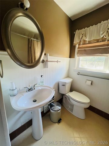 4136 S 39th West Avenue, Tulsa, OK 74107