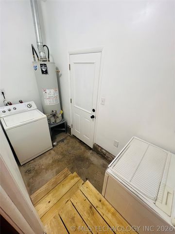 4136 S 39th West Avenue, Tulsa, OK 74107