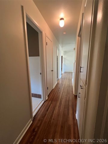 4136 S 39th West Avenue, Tulsa, OK 74107