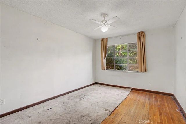 22337 Strathern Street, Canoga Park, CA 91304