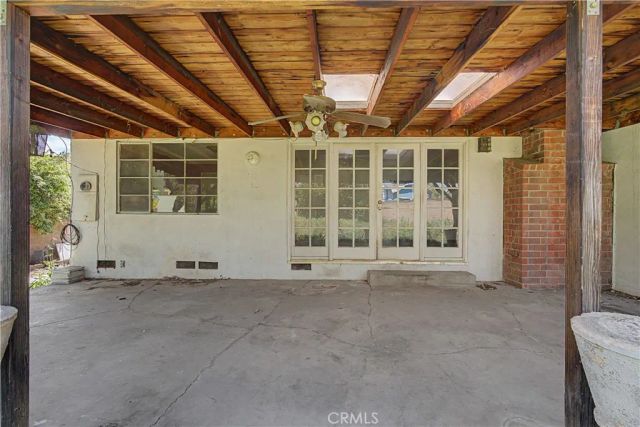 22337 Strathern Street, Canoga Park, CA 91304