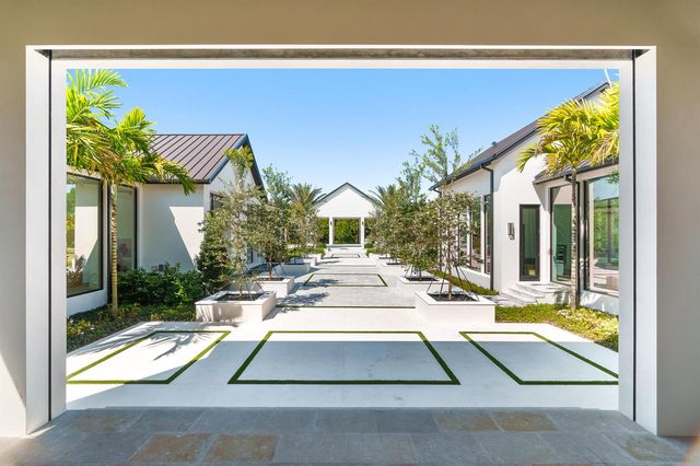 10468 El Caballo Court, Delray Beach, FL 33446