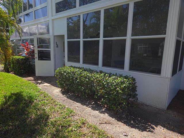 2929 SE Ocean Boulevard 116-5, Stuart, FL 34996