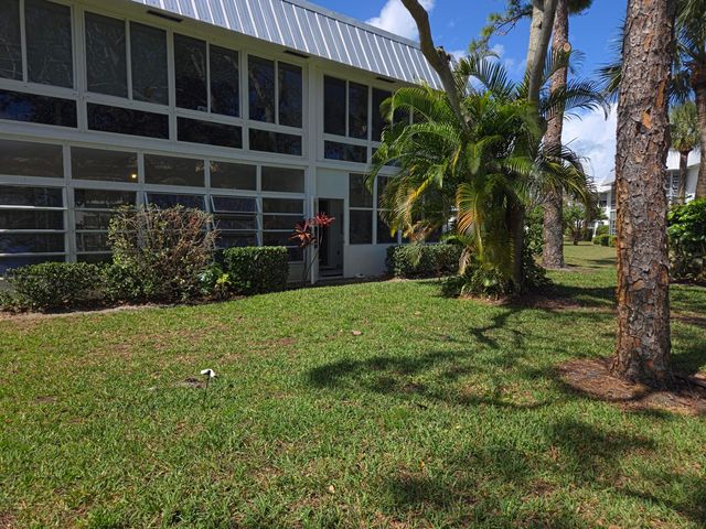 2929 SE Ocean Boulevard 116-5, Stuart, FL 34996