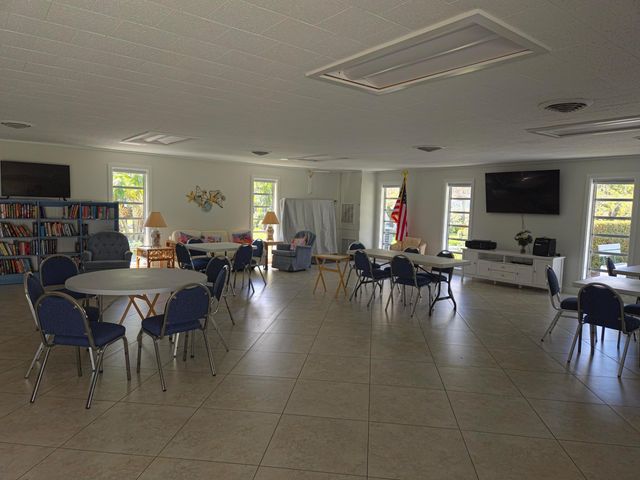 2929 SE Ocean Boulevard 116-5, Stuart, FL 34996