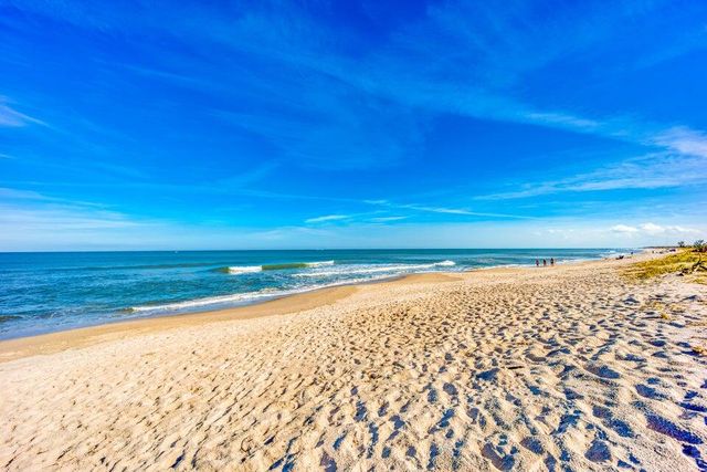 2929 SE Ocean Boulevard 116-5, Stuart, FL 34996