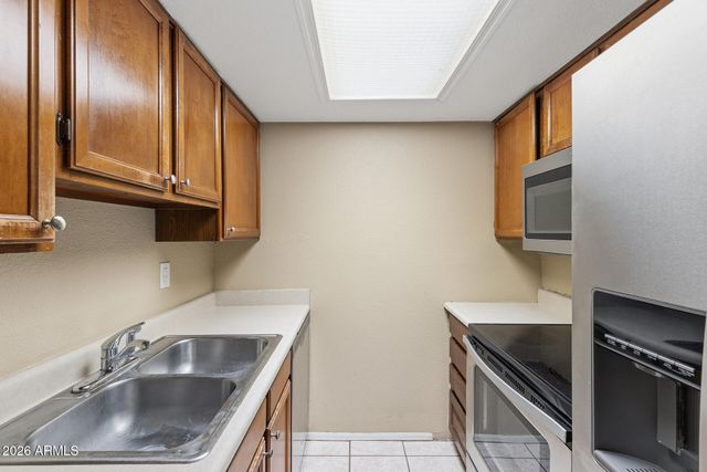 8888 N 47TH Avenue 220, Glendale, AZ 85302