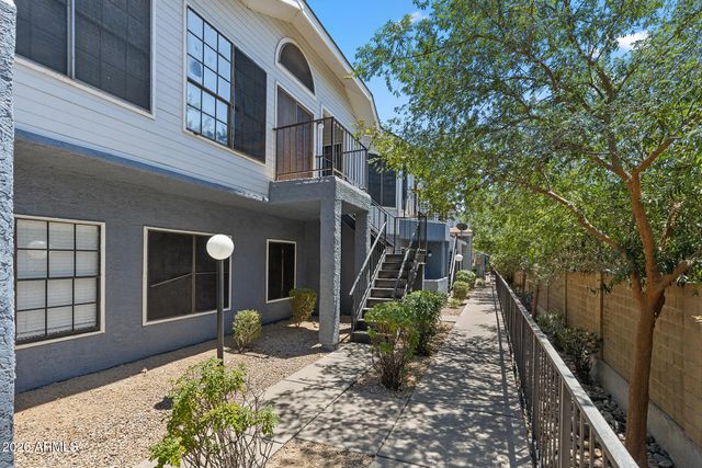 8888 N 47TH Avenue 220, Glendale, AZ 85302