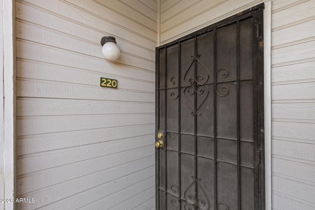 8888 N 47TH Avenue 220, Glendale, AZ 85302