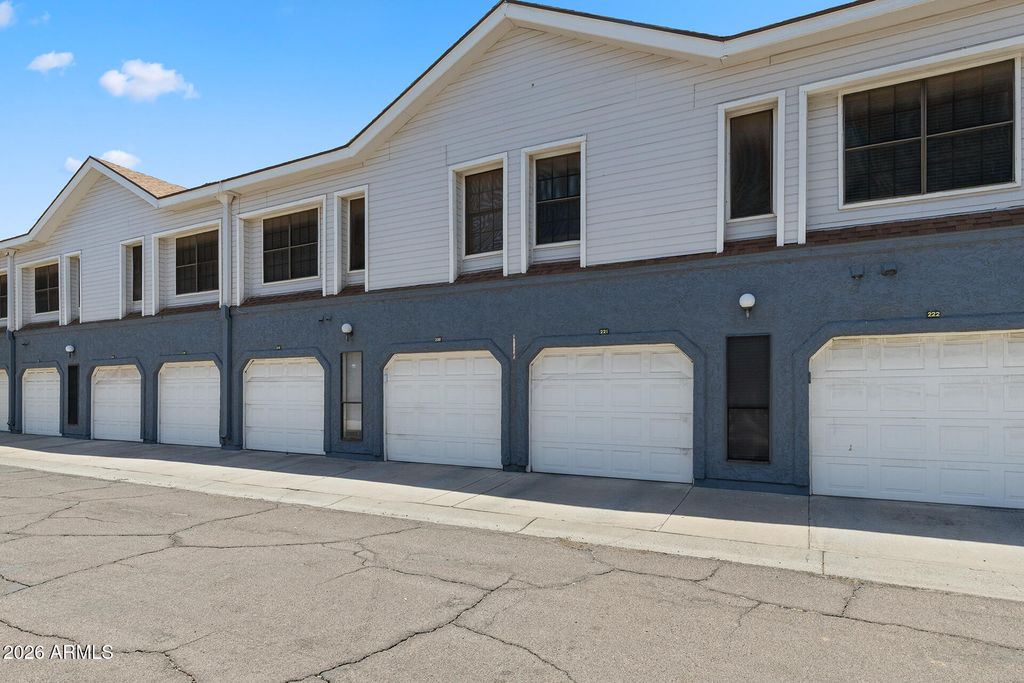 8888 N 47TH Avenue 220, Glendale, AZ 85302 — photo 5