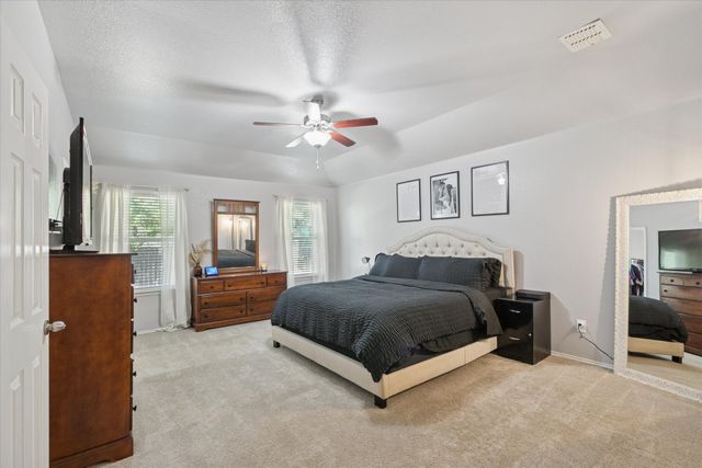 12418 Worthington Lane, Rhome, TX 76078