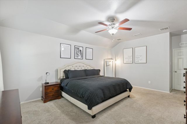 12418 Worthington Lane, Rhome, TX 76078