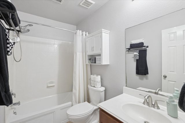 12418 Worthington Lane, Rhome, TX 76078