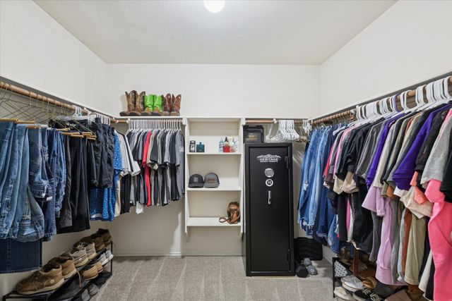 12418 Worthington Lane, Rhome, TX 76078