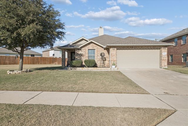 12418 Worthington Lane, Rhome, TX 76078