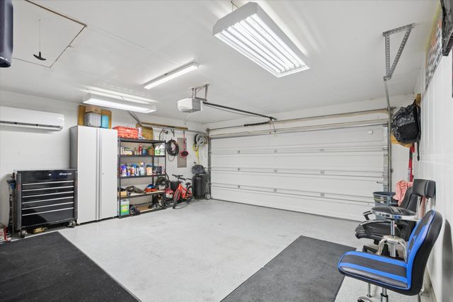 12418 Worthington Lane, Rhome, TX 76078