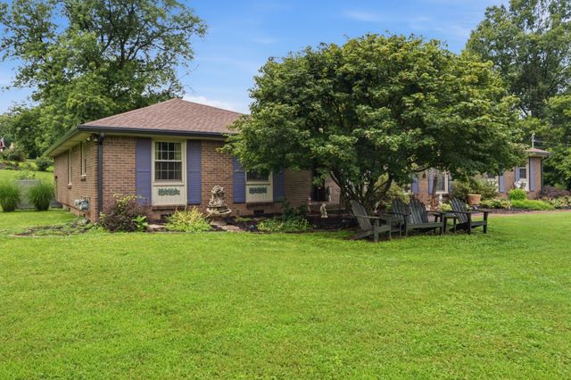 402 Ellington Dr, Franklin, TN 37064