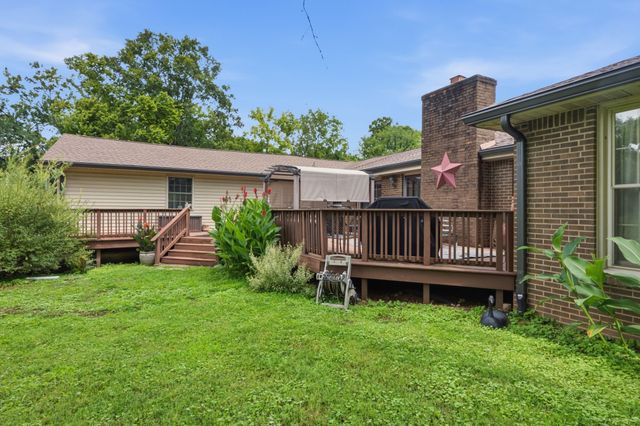 402 Ellington Dr, Franklin, TN 37064