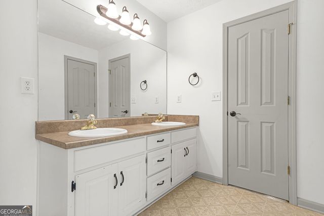 156 Pine Street, Covington, GA 30014