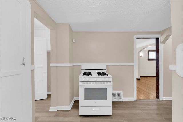 15602 Walden Avenue, Cleveland, OH 44128