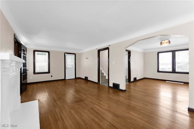 15602 Walden Avenue, Cleveland, OH 44128