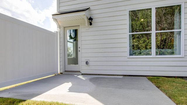 67 Dale Mires Ln, Baxter, TN 38544