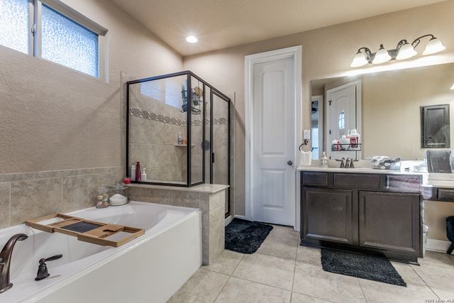 11302 Ivy Cadence, San Antonio, TX 78253